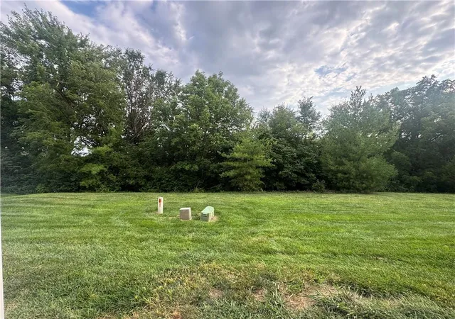 Photo 3 of Townhouse for sale at 4435 NE 83rd Street, Kansas City, MO 64119 | MLS# 2635491 | Listing updated on 2026-09-13