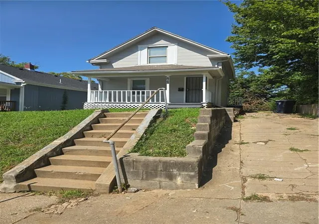 Single family home for sale at 3738 Brooklyn Ave, Kansas City, MO 64109 | MLS# 2635628