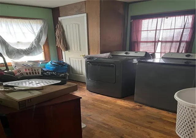 Photo 4 of Single family home for sale at 417 S Main St, Butler, MO 64730 | MLS# 2635642 | Listing updated on 2026-09-11