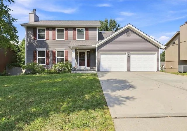 Photo 1 of Single family home for sale at 7332 N Eastern Ave, Kansas City, MO 64119 | MLS# 2635652 | Listing updated on 2026-09-12