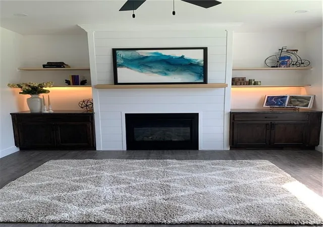 Photo 3 of Single family home for sale at 620 Nw Charlotte St, Grain Valley, MO 64029 | MLS# 2635689 | Listing updated on 2026-09-15