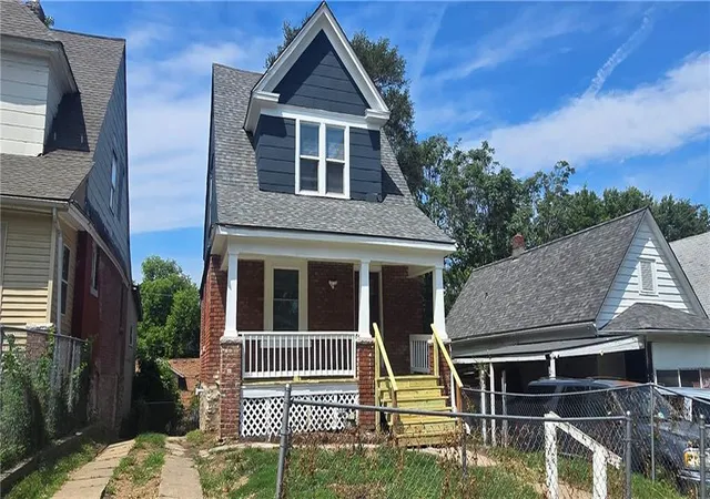 Photo 2 of Single family home for sale at 1532 Chelsea Ave, Kansas City, MO 64127 | MLS# 2635958 | Listing updated on 2026-09-14