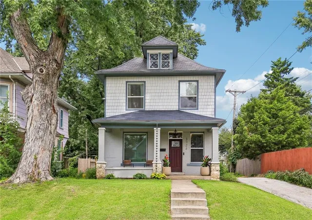 Photo 1 of Single family home for sale at 3924 Windsor Ave, Kansas City, MO 64123 | MLS# 2636025 | Listing updated on 2026-09-11