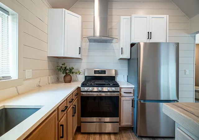 Photo 2 of Sale Pending at 8344 Oldham Rd, Kansas City, MO 64138 | MLS# 2636062 | Listing updated on 2026-09-09