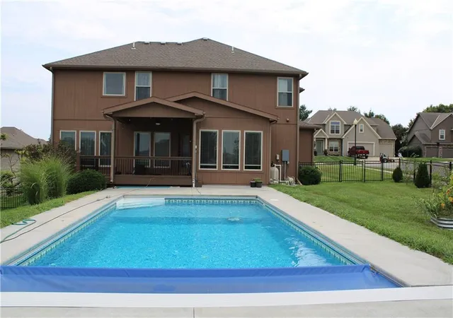 Photo 2 of Single family home for sale at 4701 Corinth Dr, Saint Joseph, MO 64506 | MLS# 2636136 | Listing updated on 2026-09-27