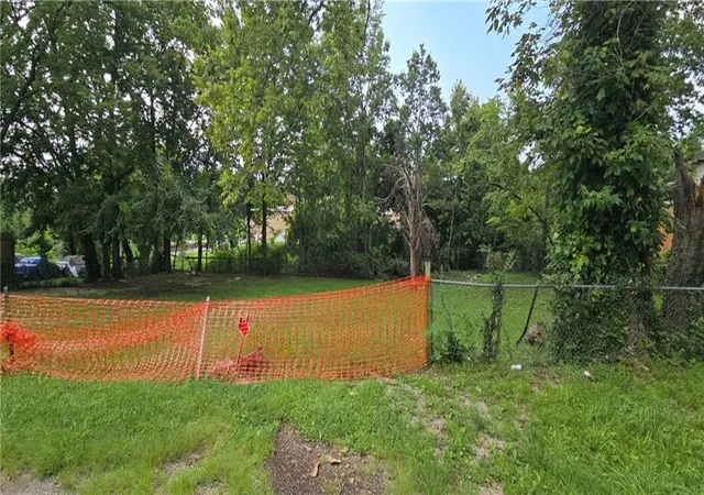 Land for sale at 5107 E 30th Street, Kansas City, MO 64128 | MLS# 2636180