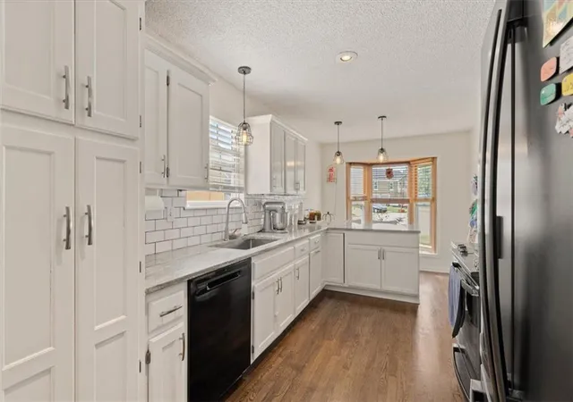 Photo 3 of Single family home for sale at 540 W Northview St, Olathe, KS 66061 | MLS# 2636284 | Listing updated on 2026-09-26