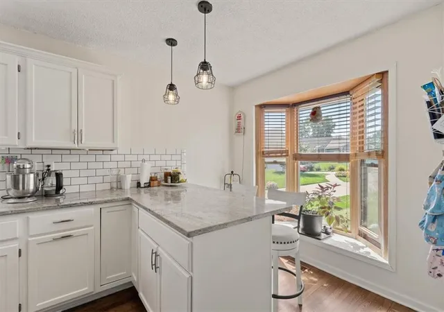 Photo 4 of Single family home for sale at 540 W Northview St, Olathe, KS 66061 | MLS# 2636284 | Listing updated on 2026-09-26