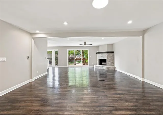 Photo 3 of Single family home for sale at 244 N Winnebago Dr, Lake Winnebago, MO 64034 | MLS# 2636330 | Listing updated on 2026-09-15