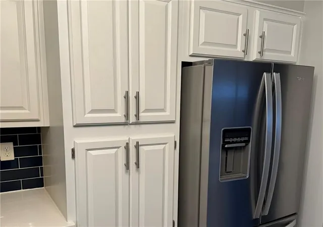 Photo 3 of Single family home for sale at 5605 W 49th Street, Mission, KS 66202 | MLS# 2636388 | Listing updated on 2026-10-07