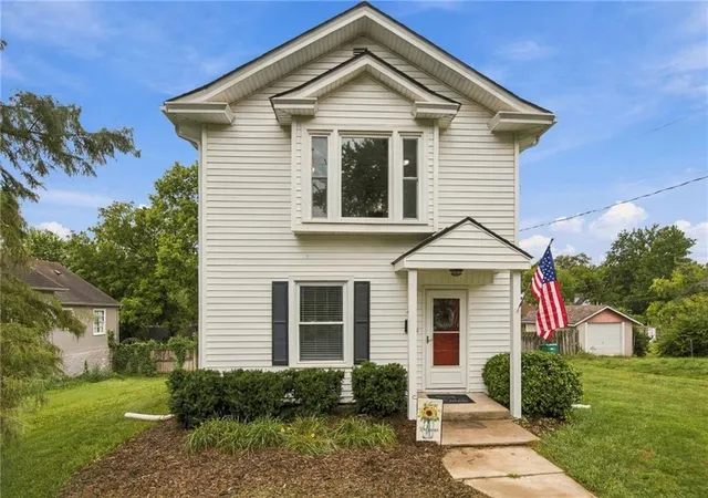 Single family home for sale at 154 Clark Ave, Bonner Springs, KS 66012 | MLS# 2636396