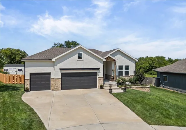 Photo 3 of Single family home for sale at 14178 S Pickering St, Olathe, KS 66061 | MLS# 2636502 | Listing updated on 2026-10-17