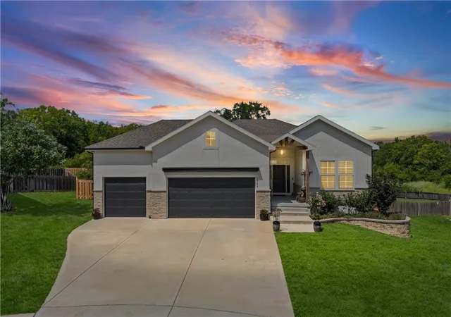 Photo 4 of Single family home for sale at 14178 S Pickering St, Olathe, KS 66061 | MLS# 2636502 | Listing updated on 2026-10-17