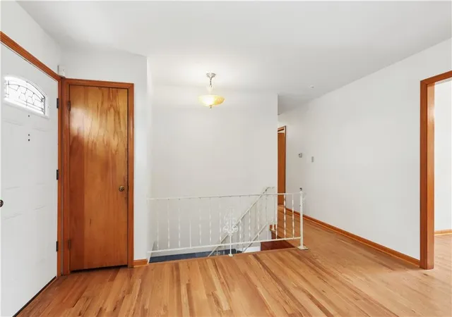 Photo 4 of Single family home for sale at 6716 Corrington Ave, Kansas City, MO 64133 | MLS# 2636533 | Listing updated on 2026-09-12