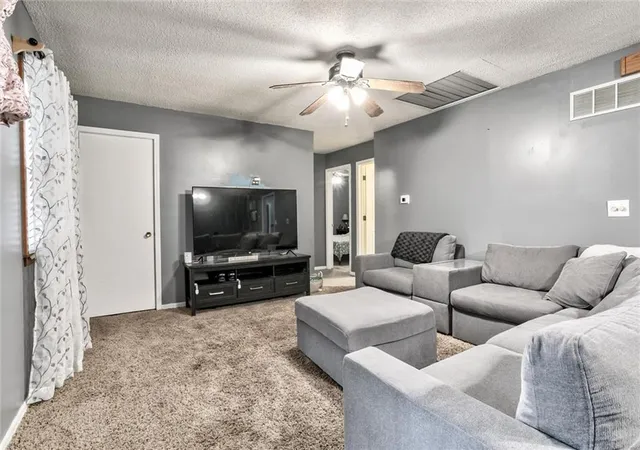 Photo 3 of Single family home for sale at 212 N 81st Terrace, Kansas City, KS 66112 | MLS# 2636540 | Listing updated on 2026-09-14