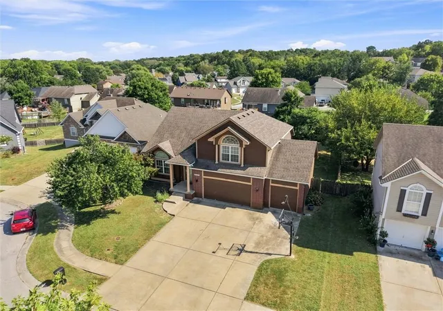 Single family home for sale at 21109 E 50th Street Ct NW, Blue Springs, MO 64015 | MLS# 2636558