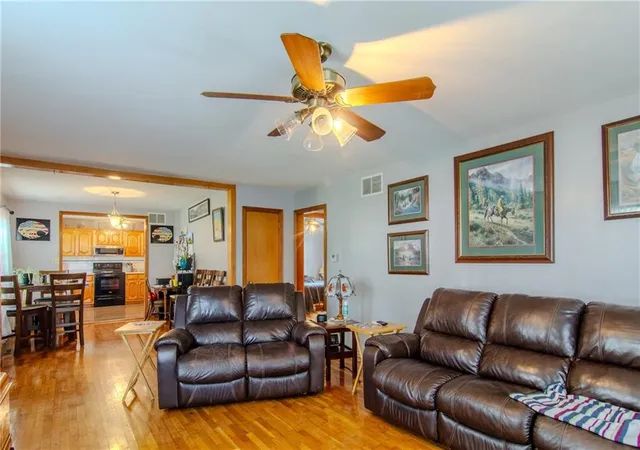 Photo 3 of Single family home for sale at 409 S High St, Butler, MO 64730 | MLS# 2636566 | Listing updated on 2026-09-12
