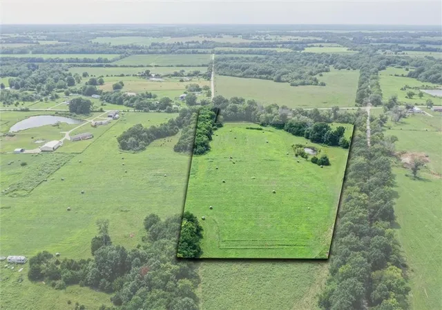Photo 3 of Sale Pending at 681 A Sw State Hwy T, Holden, MO 64040 | MLS# 2636695 | Listing updated on 2026-09-11