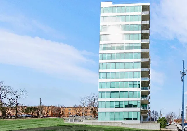 Photo 3 of Condo for sale at 4646 Broadway Blvd #3S, Kansas City, MO 64112 | MLS# 2636730 | Listing updated on 2026-09-15