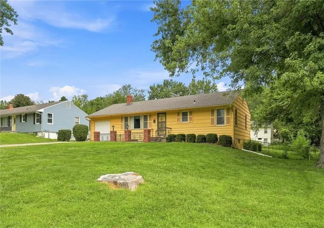Photo 3 of Single family home for sale at 1314 Duck Rd, Grandview, MO 64030 | MLS# 2636741 | Listing updated on 2026-09-12