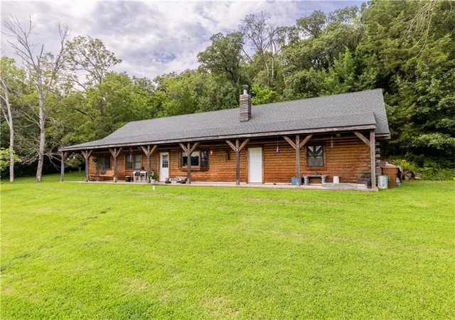 Photo 2 of Single family home for sale at 4797 Highway 59, Savannah, MO 64485 | MLS# 2636755 | Listing updated on 2026-10-01
