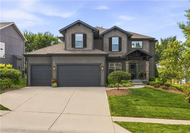 Photo 1 of Single family home for sale at 8810 W 165th Terrace, Stilwell, KS 66085 | MLS# 2636798 | Listing updated on 2026-10-17