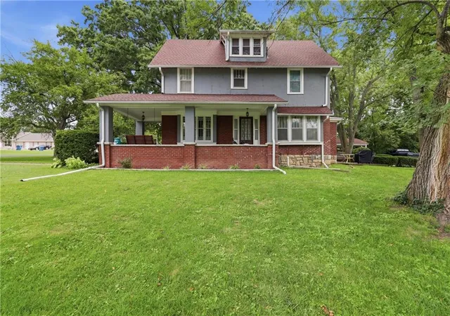 Photo 3 of Sale Pending at 200 E Main St, Odessa, MO 64076 | MLS# 2637028 | Listing updated on 2026-09-15
