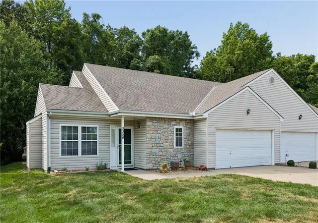 Photo 3 of Sale Pending at 8356 Stewart Pl, Kansas City, KS 66109 | MLS# 2637074 | Listing updated on 2026-09-15