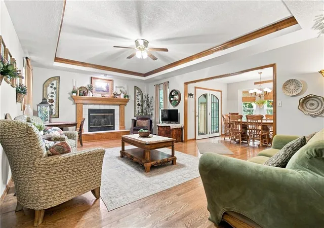 Photo 2 of Single family home for sale at 1807 N Elsea Smith Rd, Independence, MO 64056 | MLS# 2637213 | Listing updated on 2026-09-13