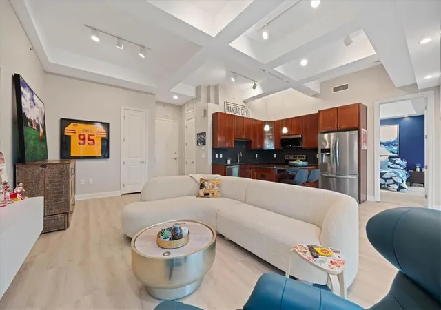 Photo 3 of Condo for sale at 1101 Walnut St #508, Kansas City, MO 64106 | MLS# 2637215 | Listing updated on 2026-10-03