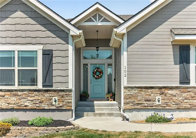 Photo 3 of Sale Pending at 102 Dorchester Dr, Plattsburg, MO 64477 | MLS# 2637270 | Listing updated on 2026-09-08