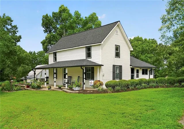 Single family home for sale at 22440 Hwy M, Weston, MO 64098 | MLS# 2637329 | Listing updated on 2026-09-28