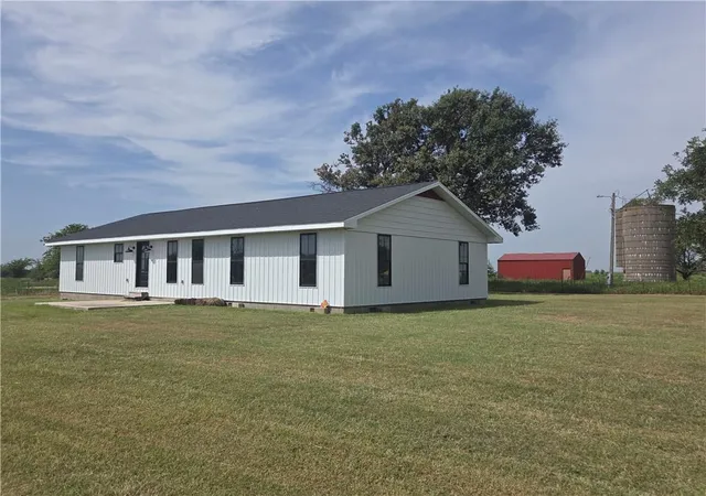 Photo 1 of Sale Pending at 223 W 510th Avenue, Cherokee, KS 66724 | MLS# 2637363 | Listing updated on 2026-09-14