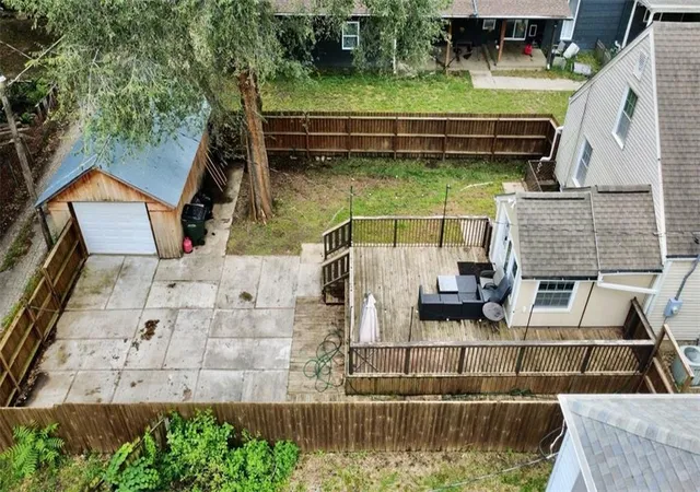 Photo 3 of Single family home for sale at 607 Miami St, Leavenworth, KS 66048 | MLS# 2637375 | Listing updated on 2026-09-11