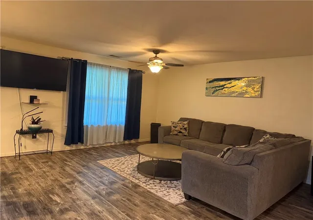 Photo 4 of Single family home for sale at 2928 Wayne Ave, Kansas City, MO 64109 | MLS# 2637397 | Listing updated on 2026-09-23