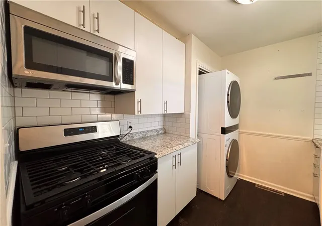 Photo 2 of Sale Pending at 11108 Bennington Ave, Kansas City, MO 64134 | MLS# 2637483 | Listing updated on 2026-09-11