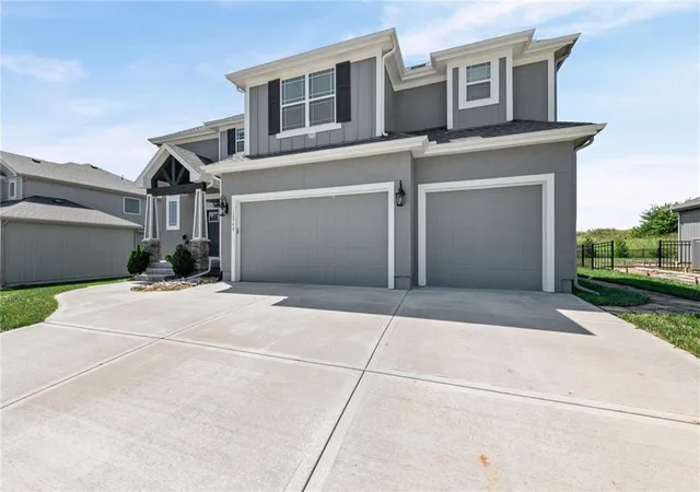 Photo 3 of Single family home for sale at 12740 N Imperial Dr, Platte City, MO 64079 | MLS# 2637544 | Listing updated on 2026-09-15