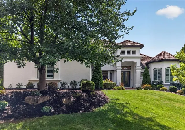 Photo 3 of Mansion for sale at 14704 Juniper St, Overland Park, KS 66224 | MLS# 2637561 | Listing updated on 2026-09-14