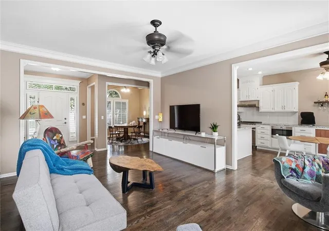 Photo 3 of Sale Pending at 18299 W 155th Terrace, Olathe, KS 66062 | MLS# 2637662 | Listing updated on 2026-09-11