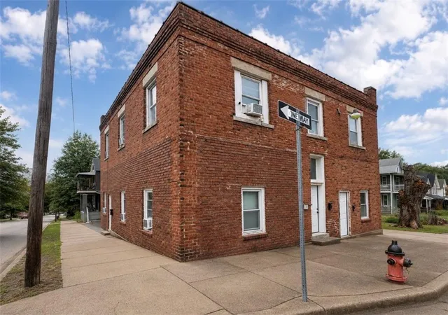 Multi family home for sale at 326 Bales Ave, Kansas City, MO 64124 | MLS# 2637713