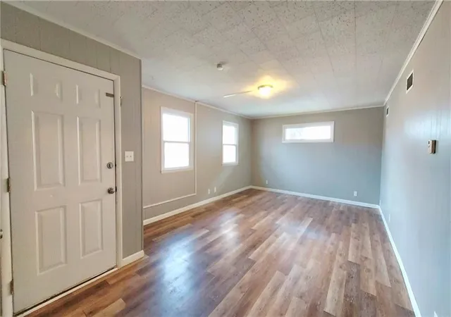 Photo 2 of Single family home for sale at 419 W 5th Street, Pittsburg, KS 66762 | MLS# 2637745 | Listing updated on 2026-09-13