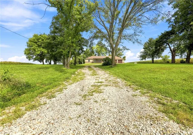 Photo 4 of Sale Pending at 363 SE Pp Hwy, Leeton, MO 64761 | MLS# 2637834 | Listing updated on 2026-10-05