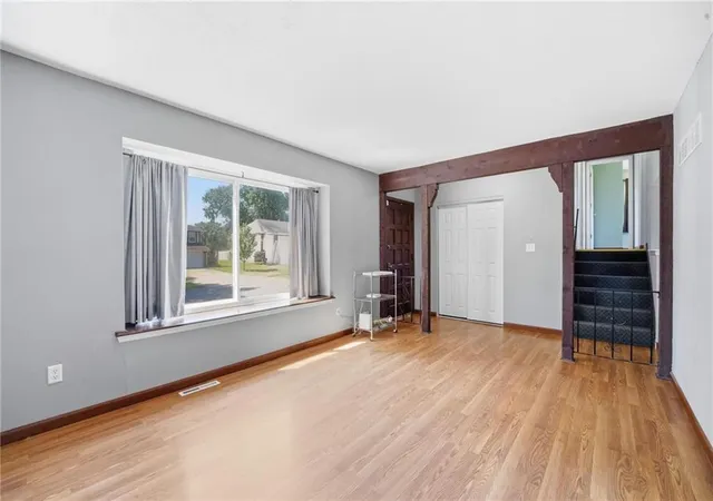 Photo 2 of Single family home for sale at 4913 Nw Downing St, Blue Springs, MO 64015 | MLS# 2637870 | Listing updated on 2026-09-15
