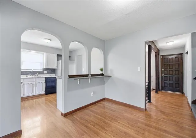 Photo 3 of Sale Pending at 4913 NW Downing St, Blue Springs, MO 64015 | MLS# 2637870 | Listing updated on 2026-09-24