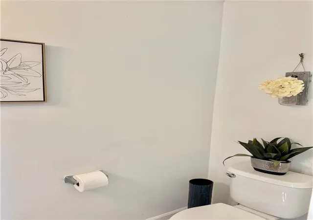 Photo 3 of Townhouse for sale at 5402 N Fairmount Ave, Kansas City, MO 64118 | MLS# 2638018 | Listing updated on 2026-10-03