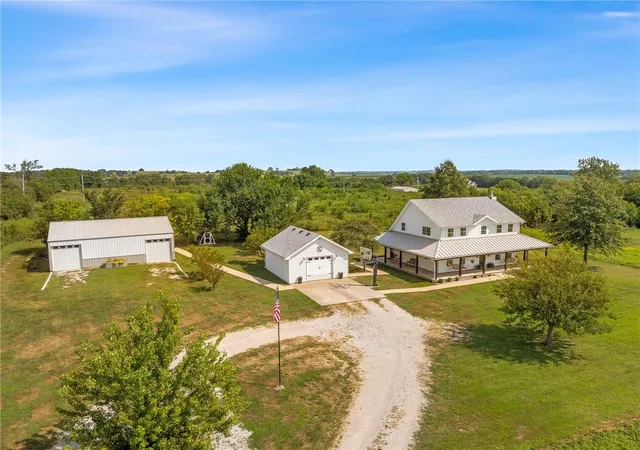Single family home for sale at 3008 E 355Th St, Drexel, MO 64742 | MLS# 2638040