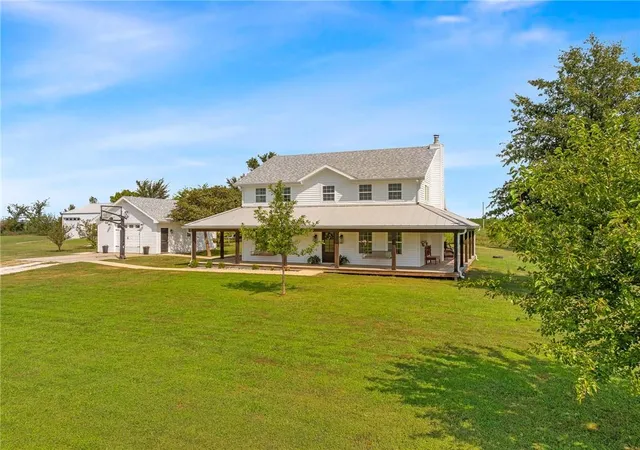 Photo 3 of Single family home for sale at 3008 E 355th St, Drexel, MO 64742 | MLS# 2638040 | Listing updated on 2026-09-15