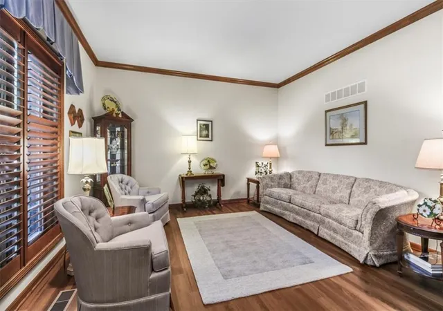 Photo 4 of Single family home for sale at 4900 Whitney Dr, Independence, MO 64055 | MLS# 2638045 | Listing updated on 2026-09-11