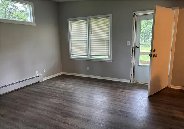 Photo 2 of House for sale at 1413 W Waldo Ave, Independence, MO 64050 | MLS# 2638096 | Listing updated on 2026-09-15