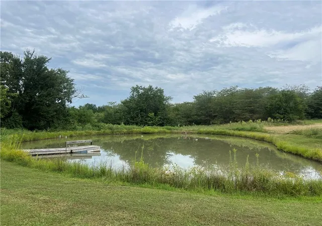 Photo 4 of Sale Pending at 956 Nw 1401 Rd, Odessa, MO 64076 | MLS# 2638112 | Listing updated on 2026-09-11